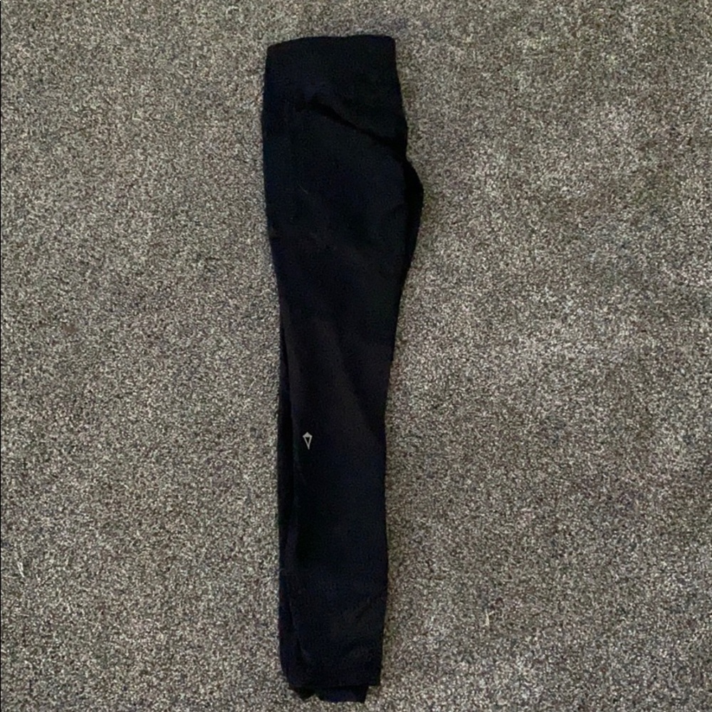 black size 10 ivivva leggings